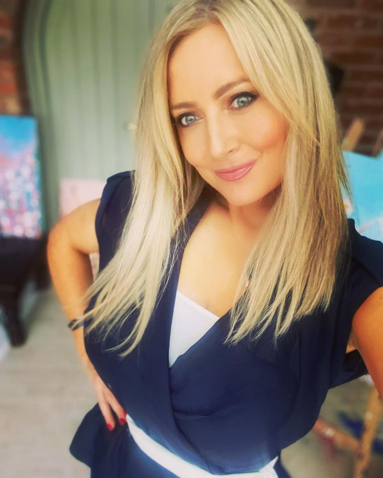 I hope you are all enjoying the sunshine!
